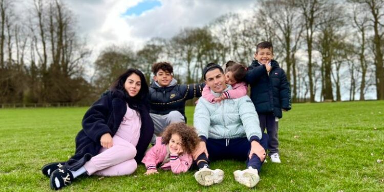 Football – Europe: Cristiano Ronaldo et Georgina Rodriguez annoncent le décès de leur bébé